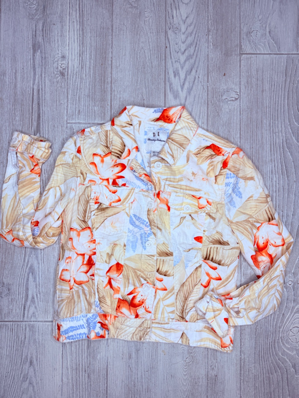 Tommy Bahama pastel floral button front long sleeve jacket shirt size xs - Picture 1 of 5